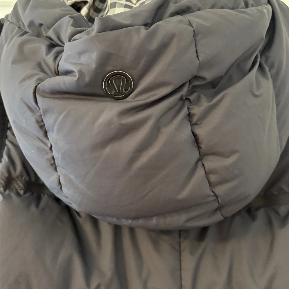 RARE Lululemon Chilly Chill reversible puffer vest with hood black gingham 6